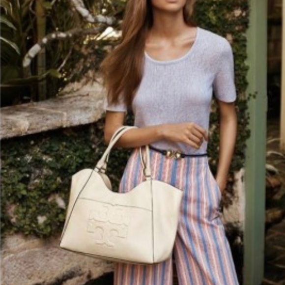 Tory Burch Leather Tote Bombe Bag -OFF WHITE - Picture 1 of 15
